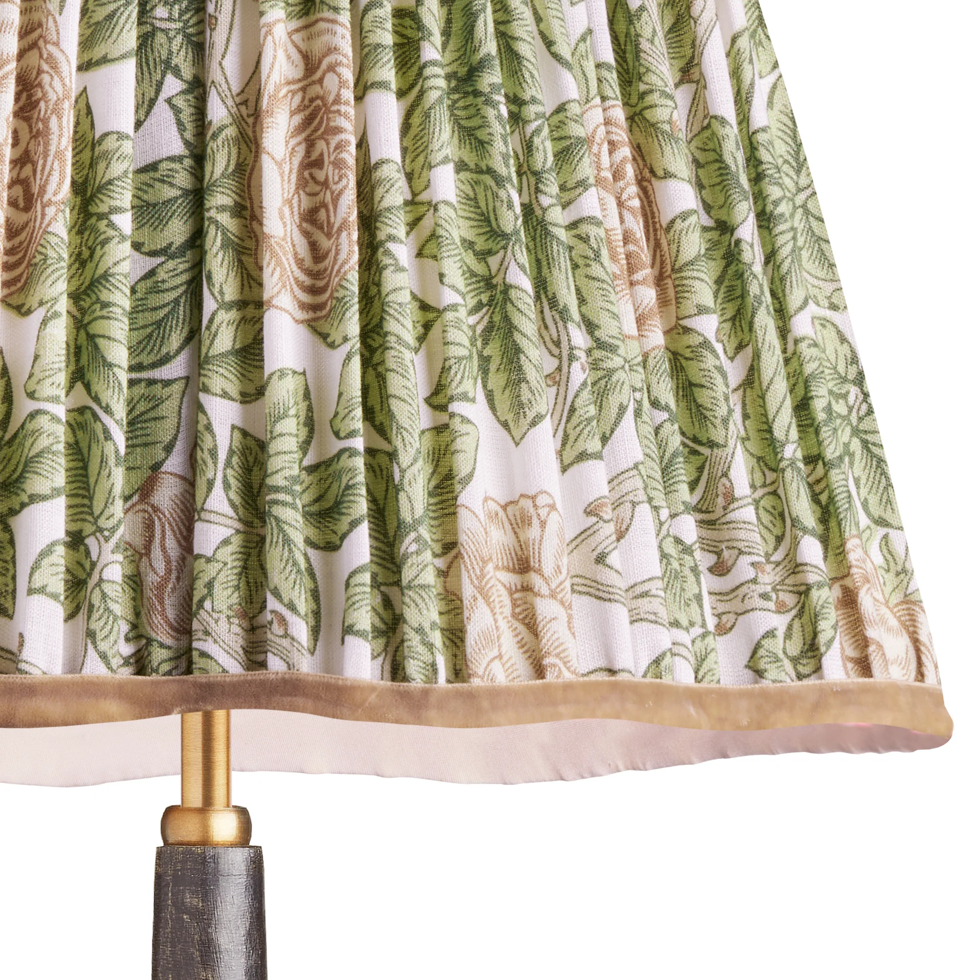10 inch empire scalloped shade in leafy arbour Rambling Rose linen by Morris & Co - Image 2