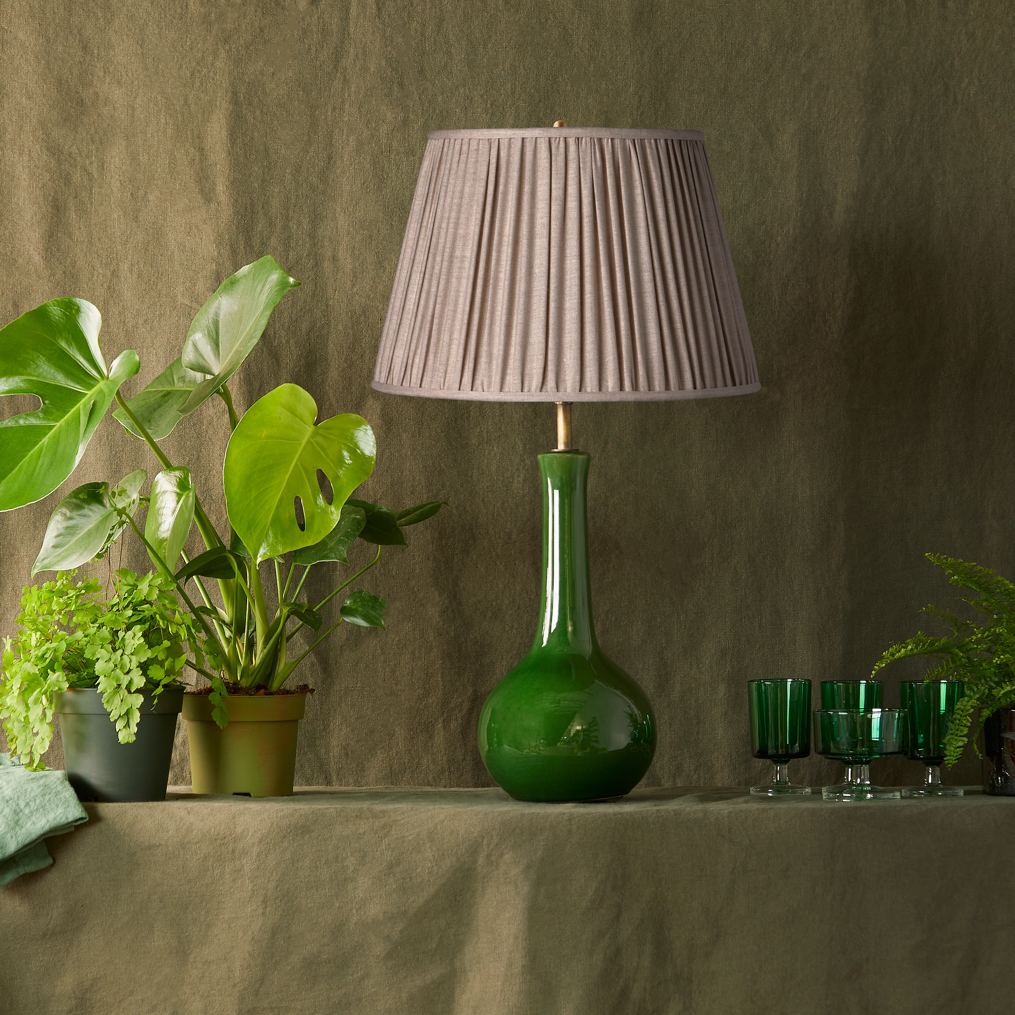 10 inch empire shade in pleated natural linen - Image 3