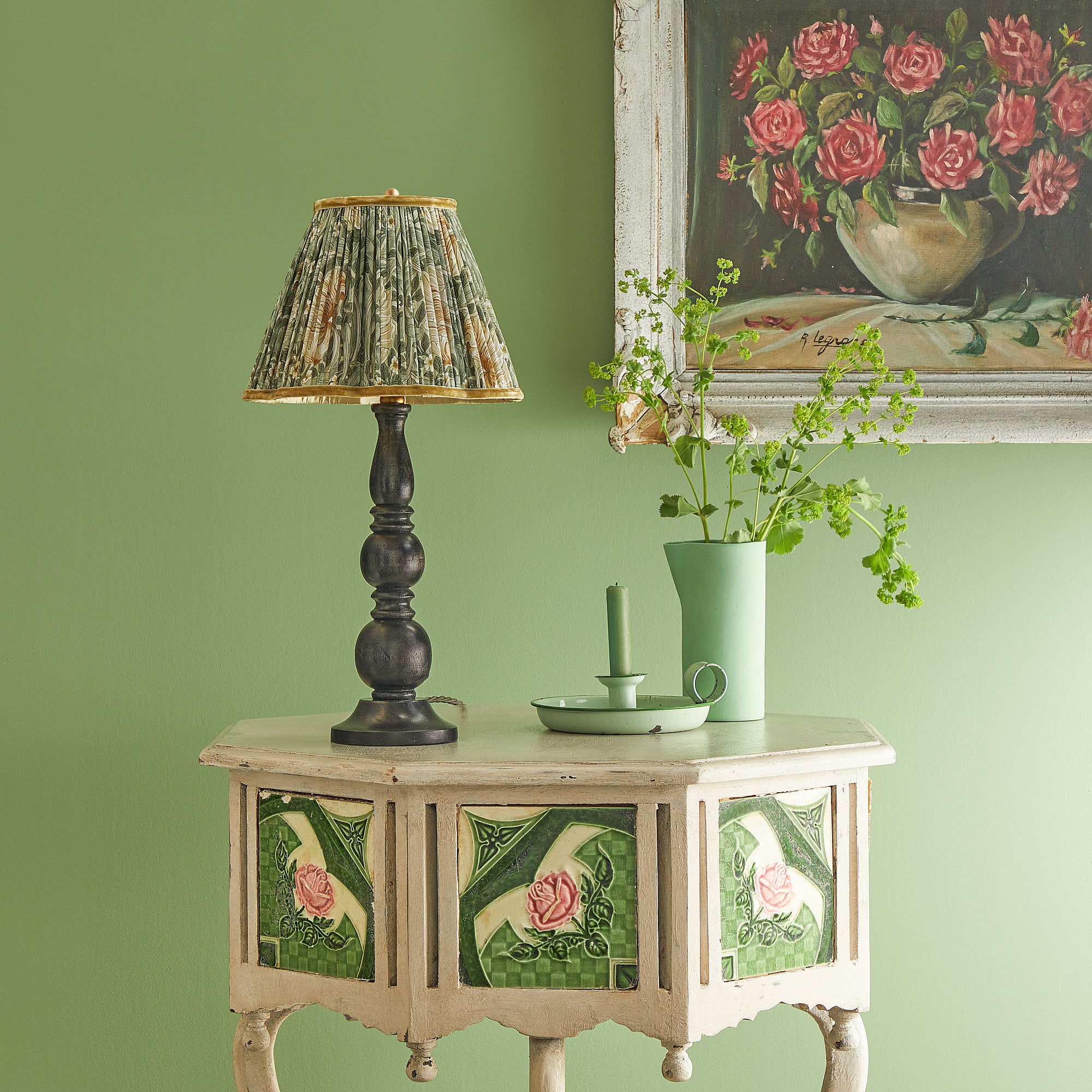 12 inch scalloped tall tapered shade in bayleaf & manilla silk pimpernel by morris & co - Image 5