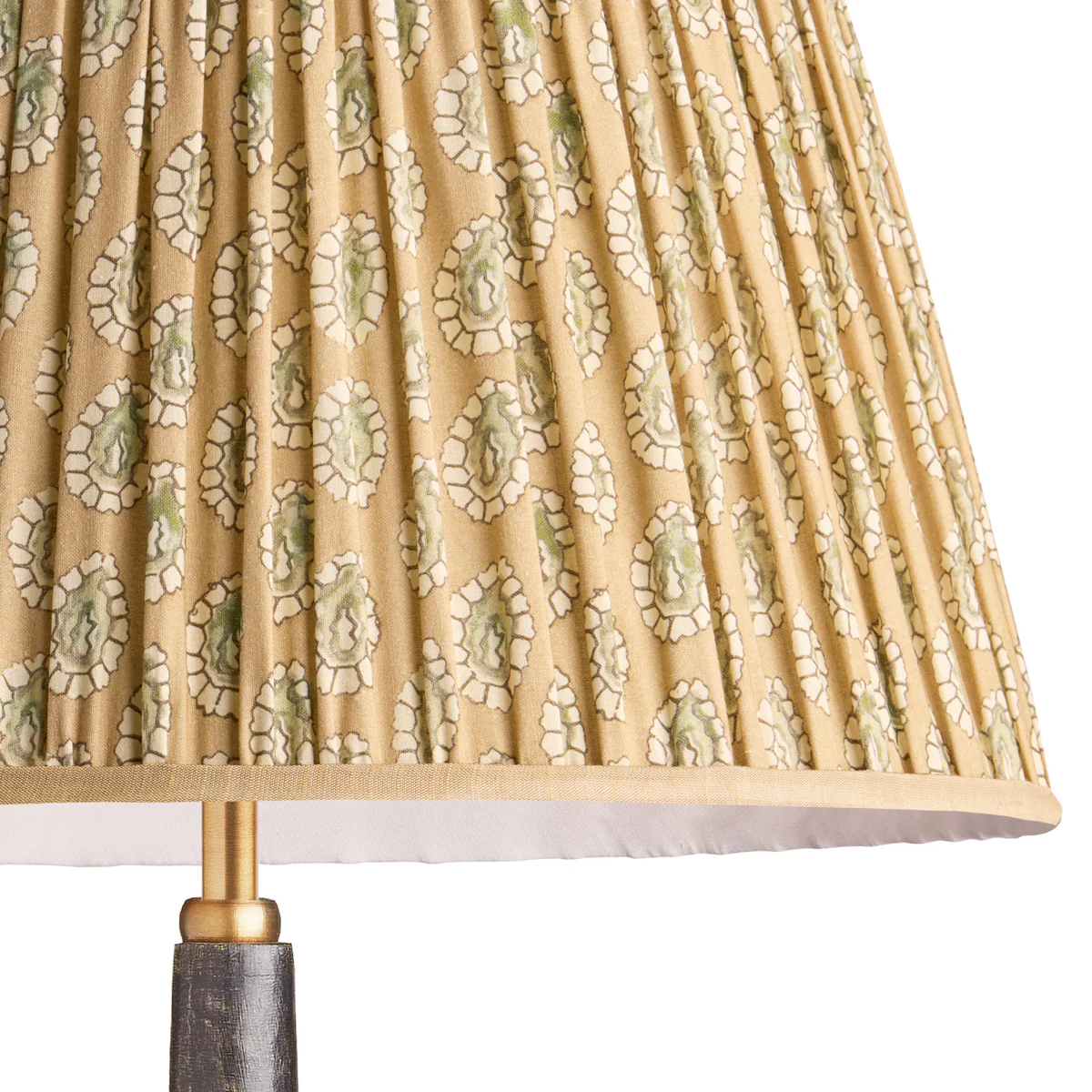 18 inch straight empire shade in biscuit block printed Dotty gathered cotton by GP & J Baker - Image 2