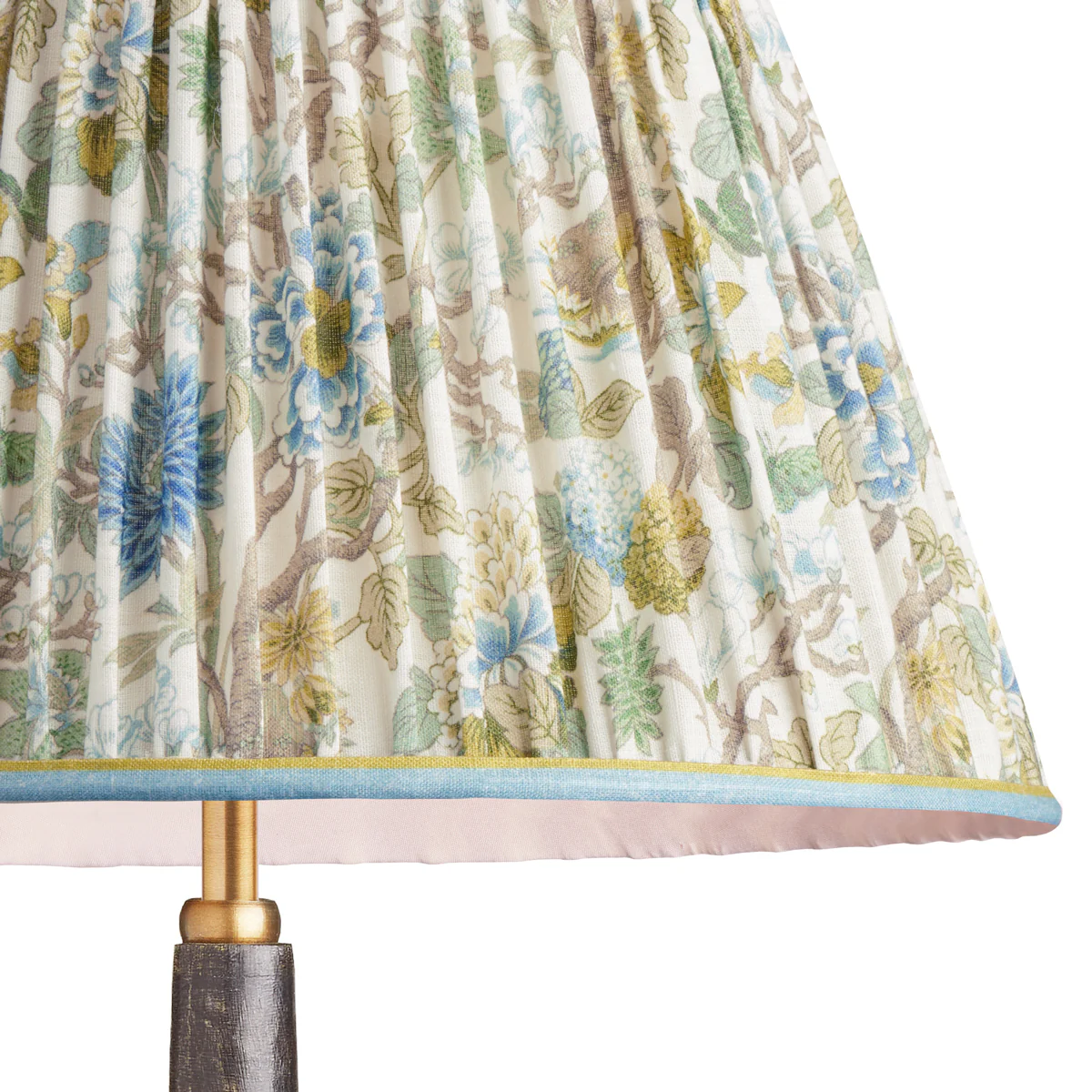 8 inch empire shade for cordless lamps in willow Little Magnolia linen by GP & J Baker - Image 2