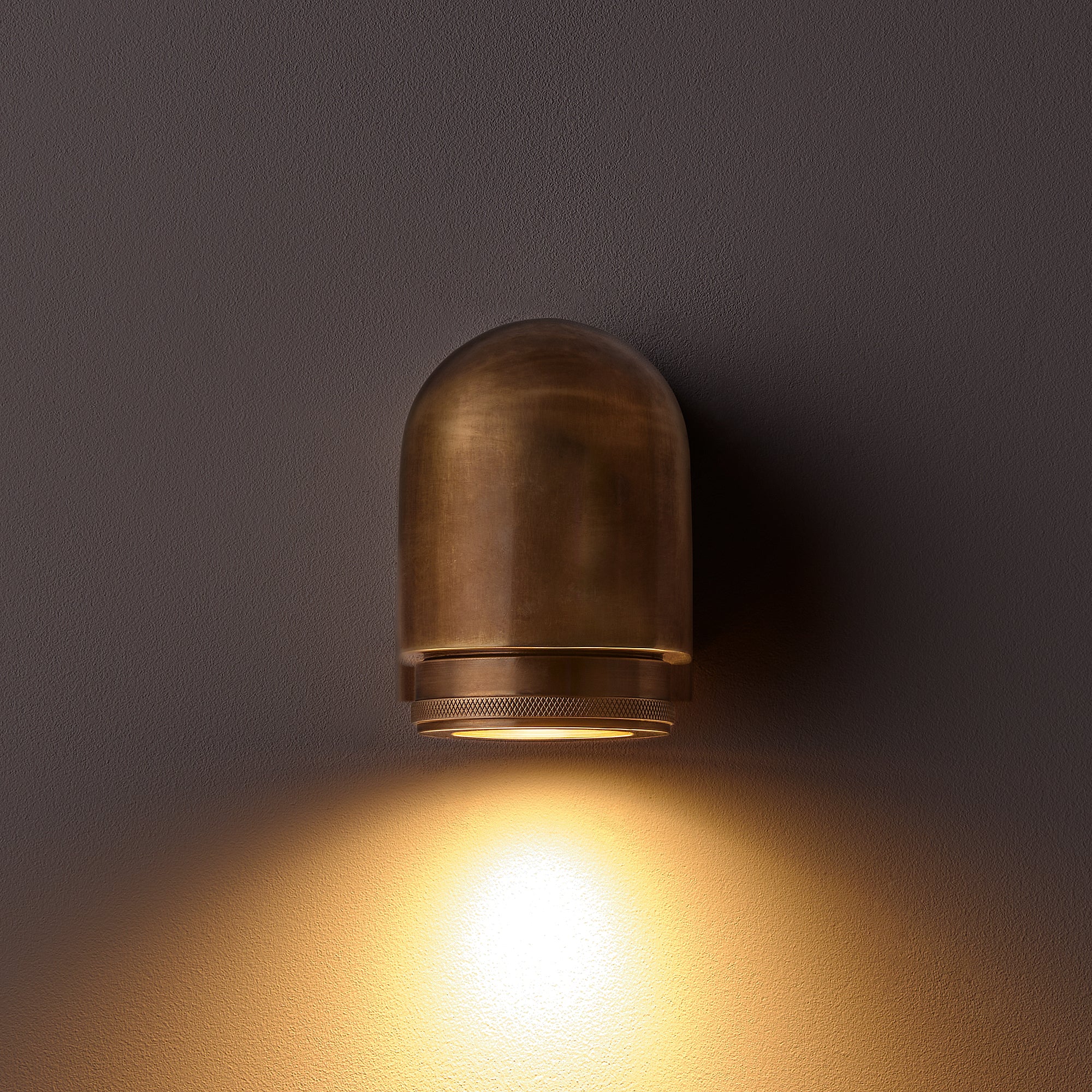 Coram mast light in antiqued brass - Image 4