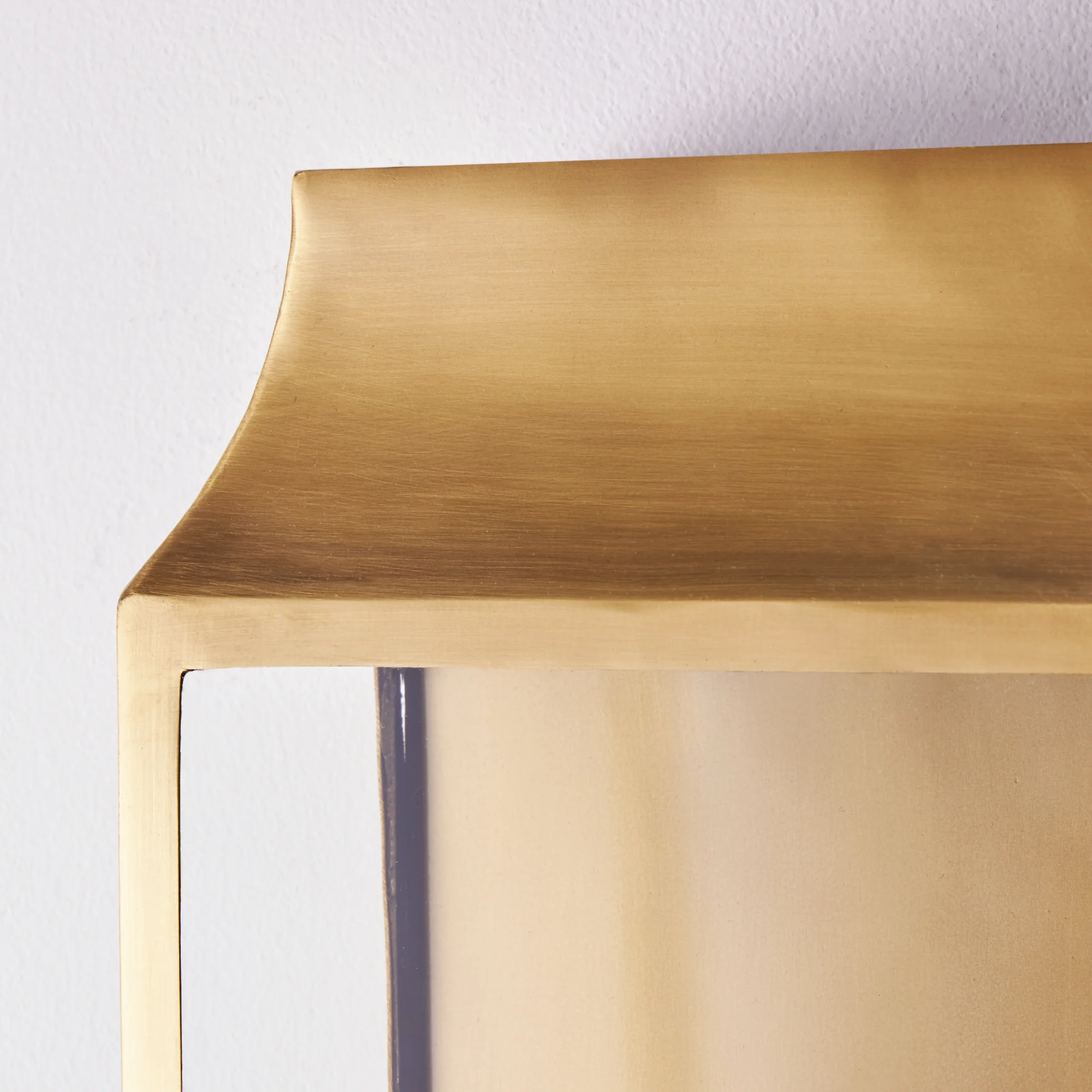 Crail wall sconce in antiqued brass - Image 11