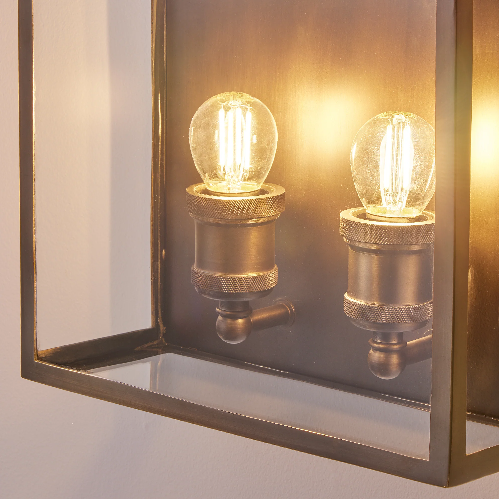 Double Crail wall sconce in bronze - Image 4