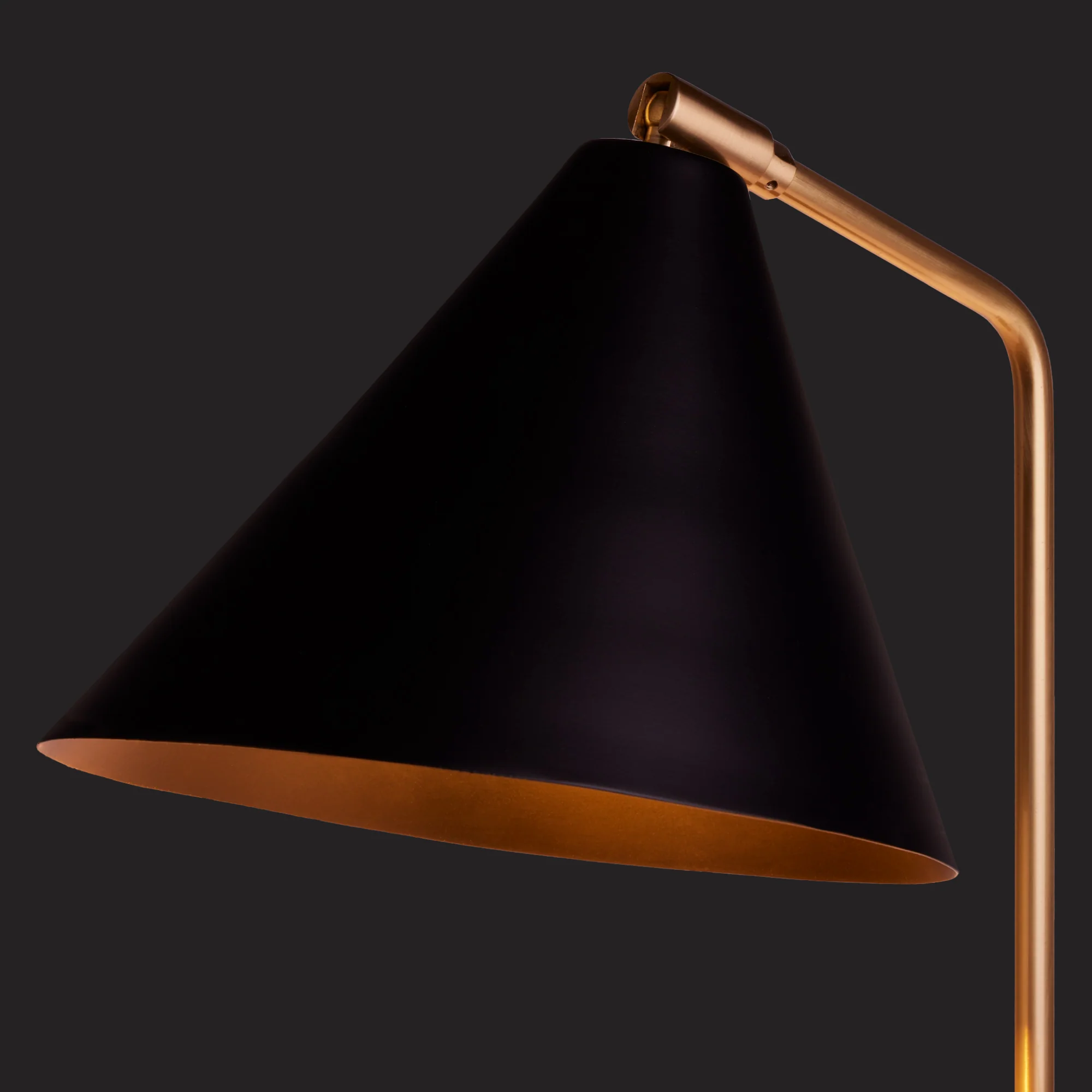 Drax Desk light in antiqued brass with a black hood - Image 7