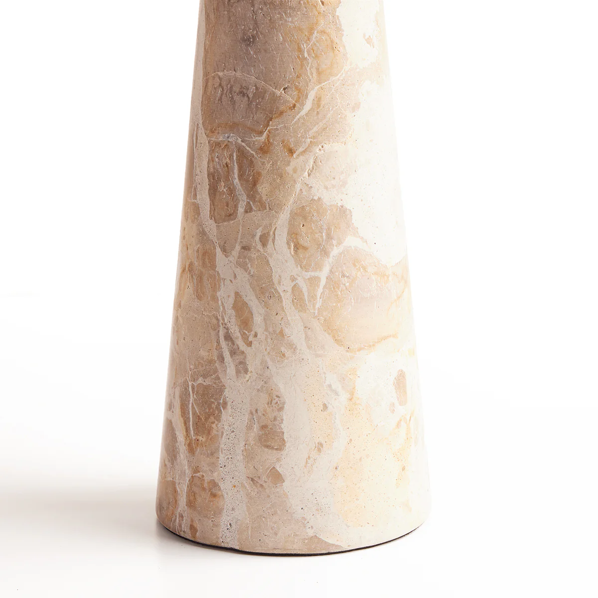 Larger Marmaron cordless table lamp in grey - Image 4