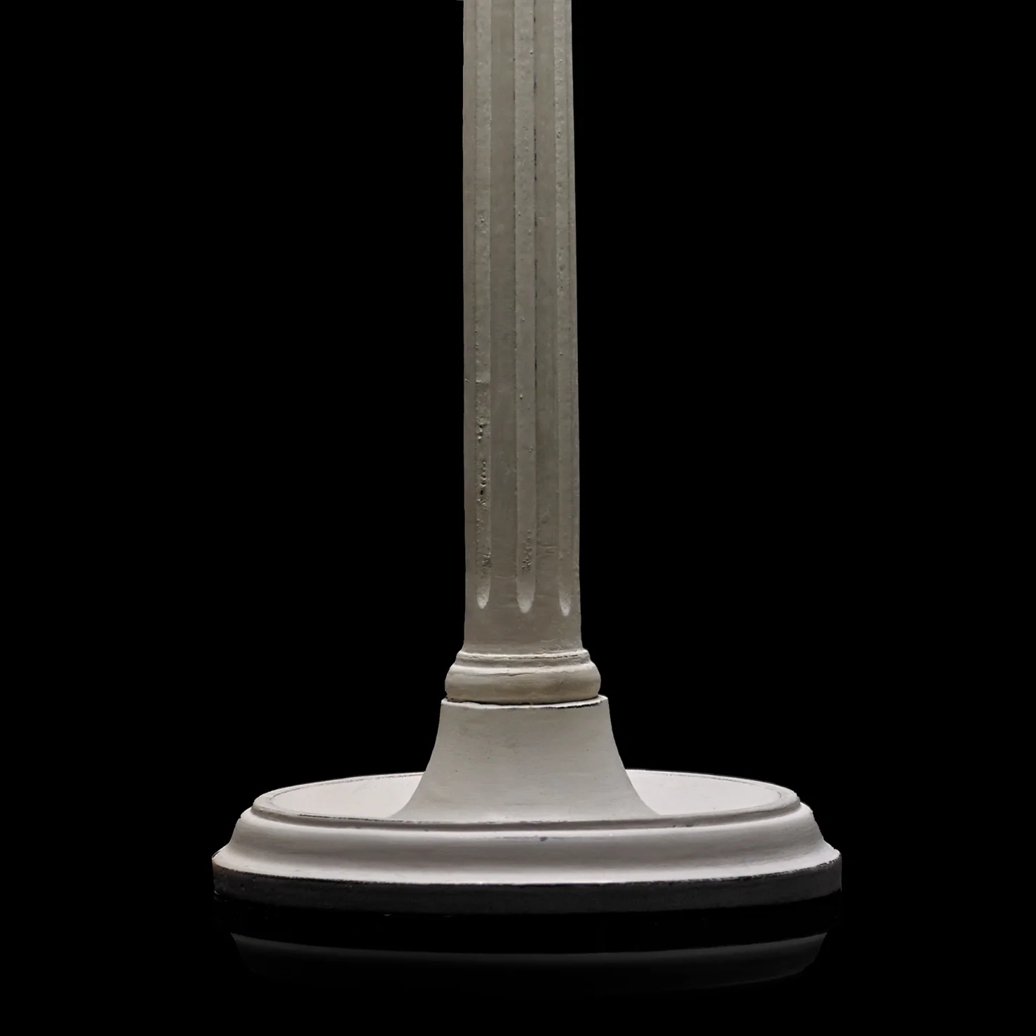 Luty table lamp in cream - Image 5