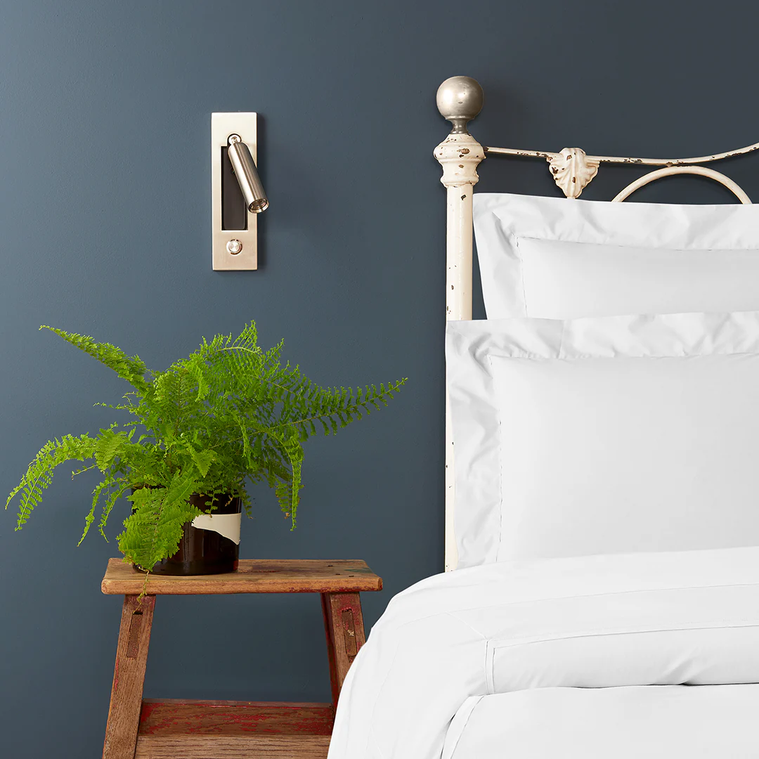 Niche wall sconce in antique silver - Image 3