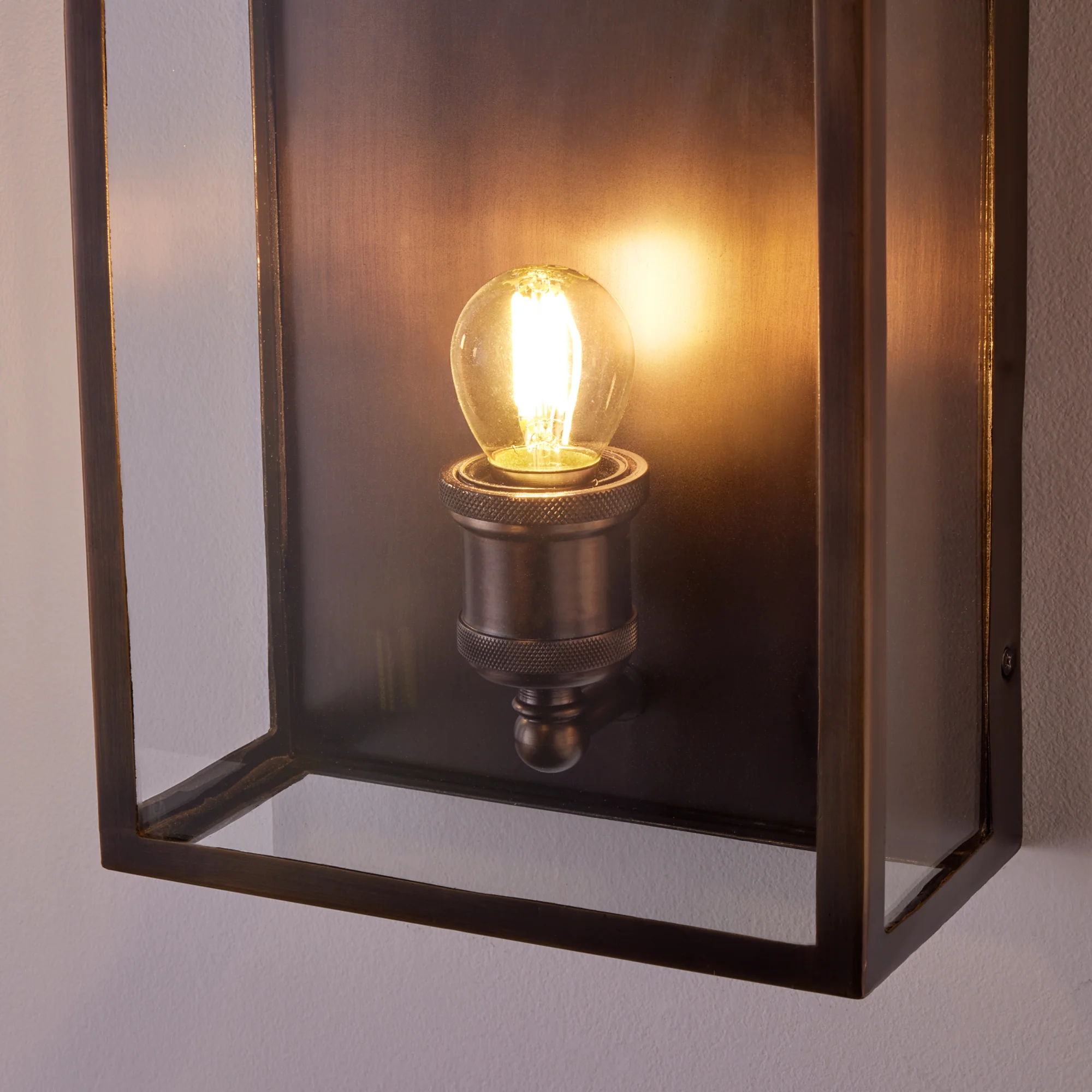 Orford wall sconce in bronze - Image 4