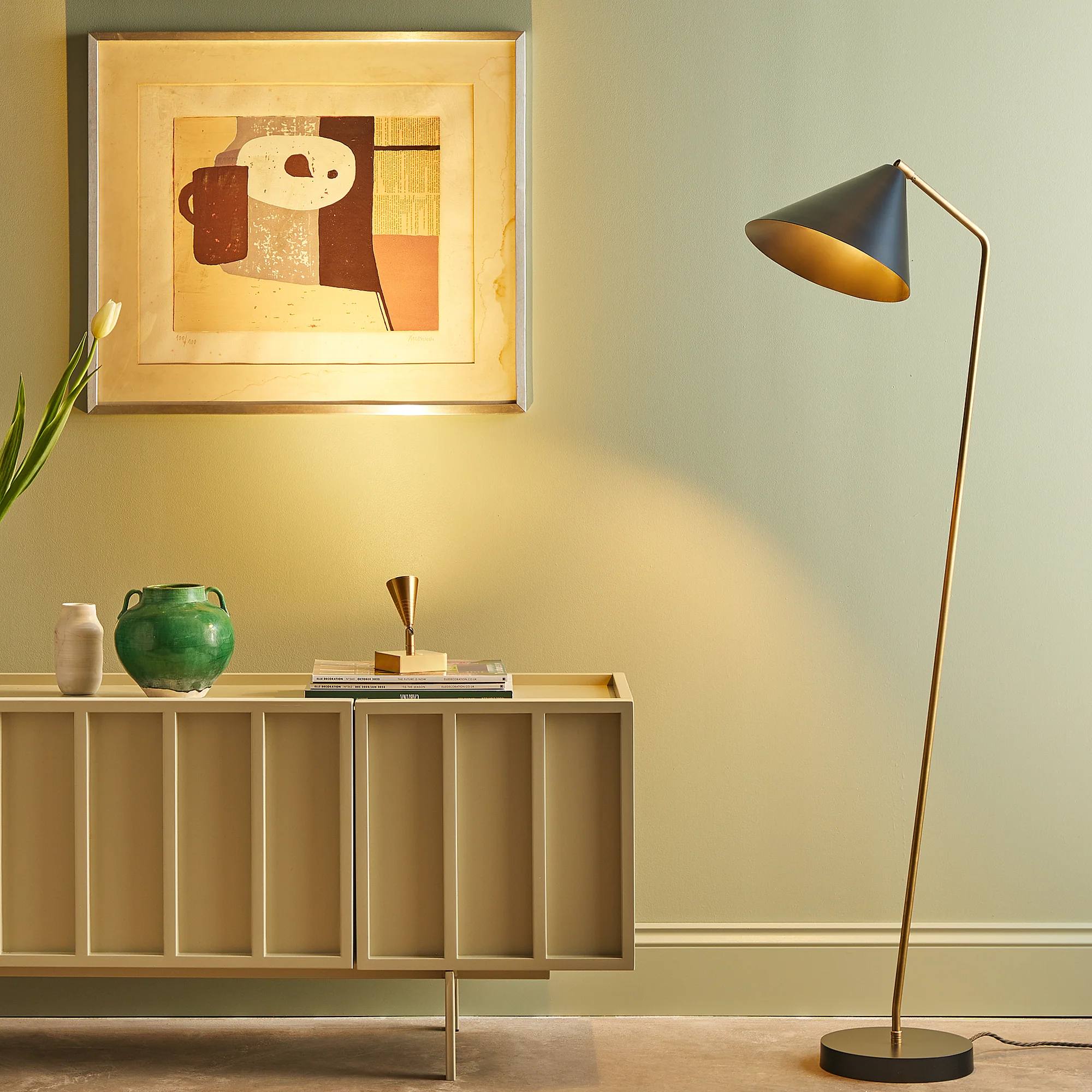 Pixii cordless wall sconce - Image 15