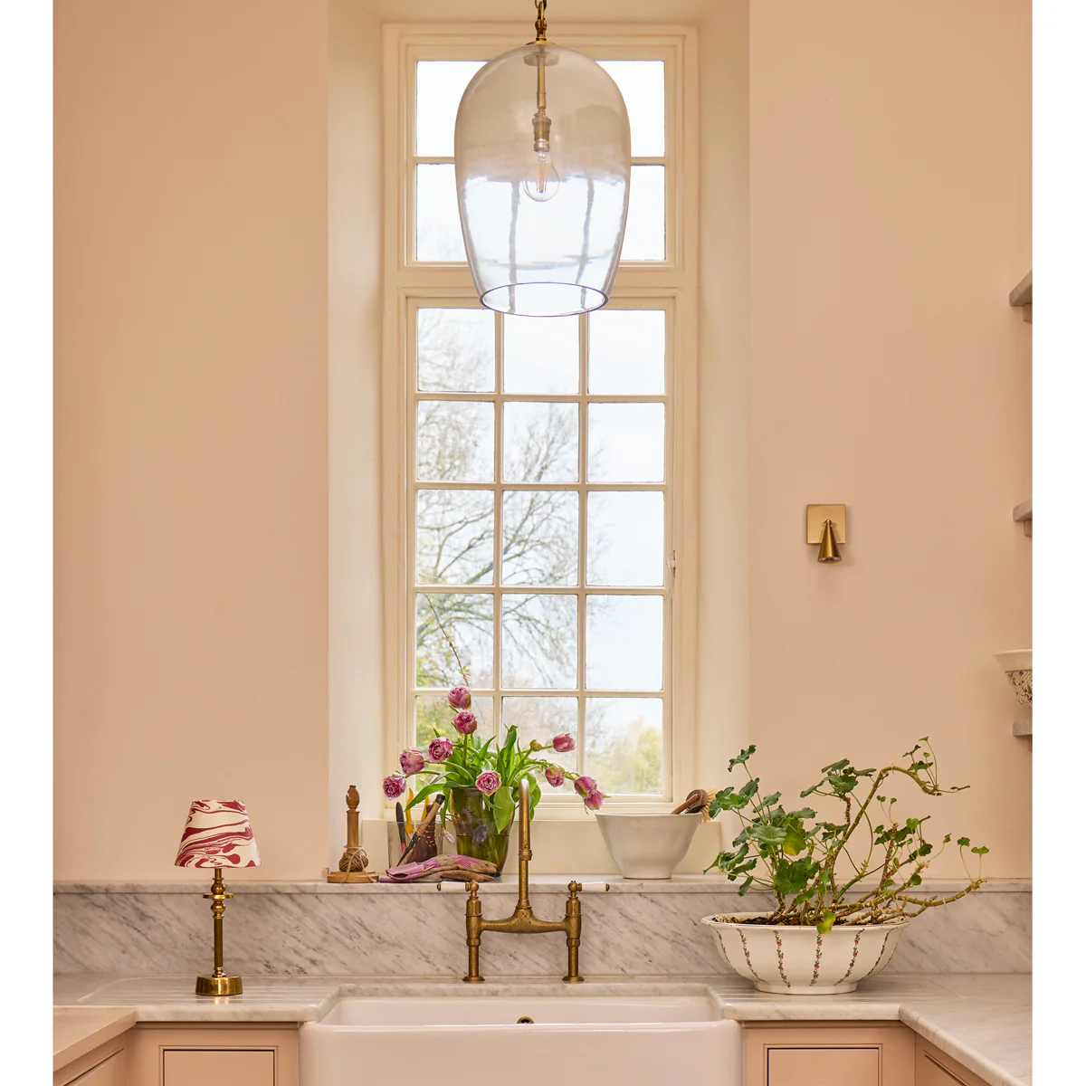 Pixii cordless wall sconce - Image 17