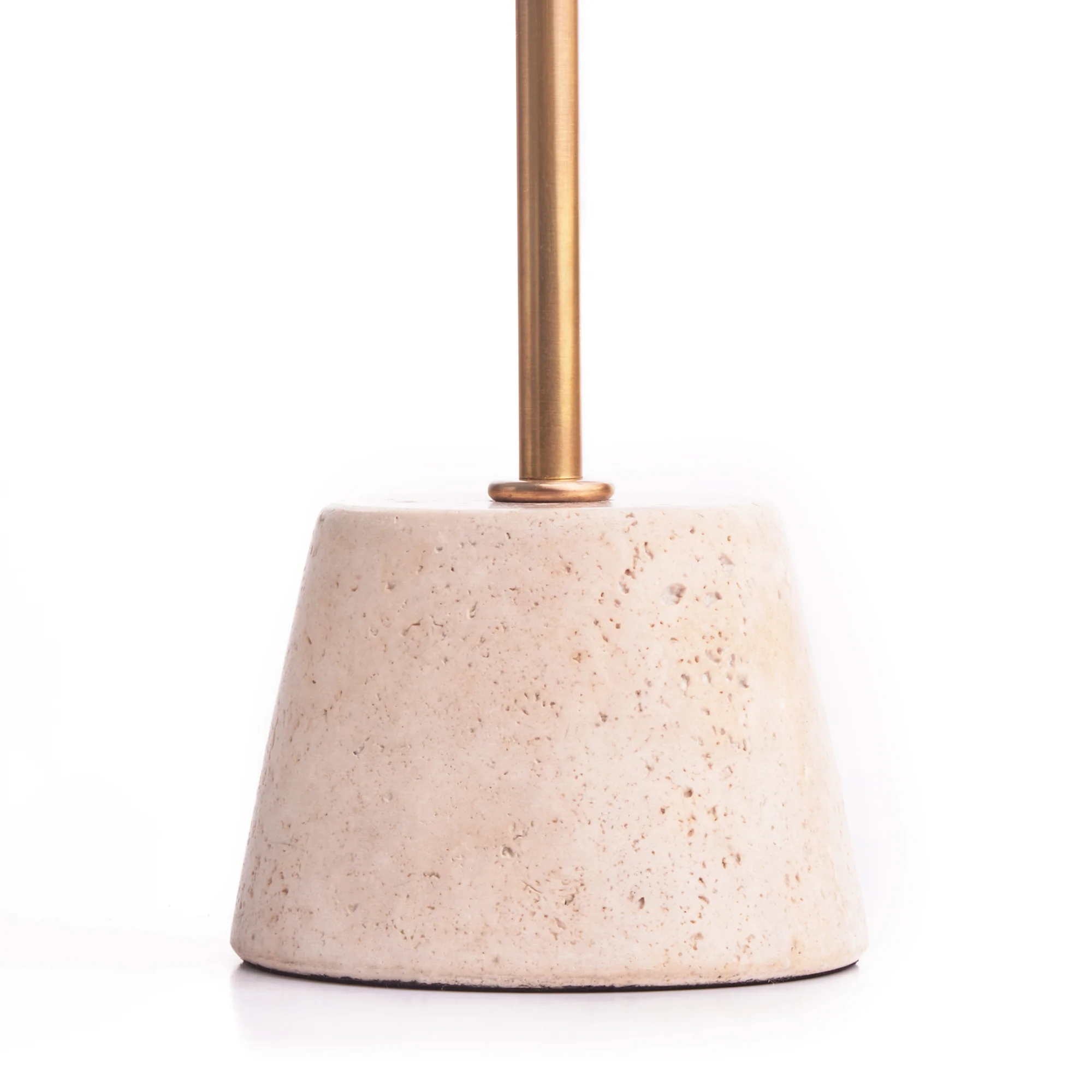 Quarry cordless table lamp in natural marble - Image 5