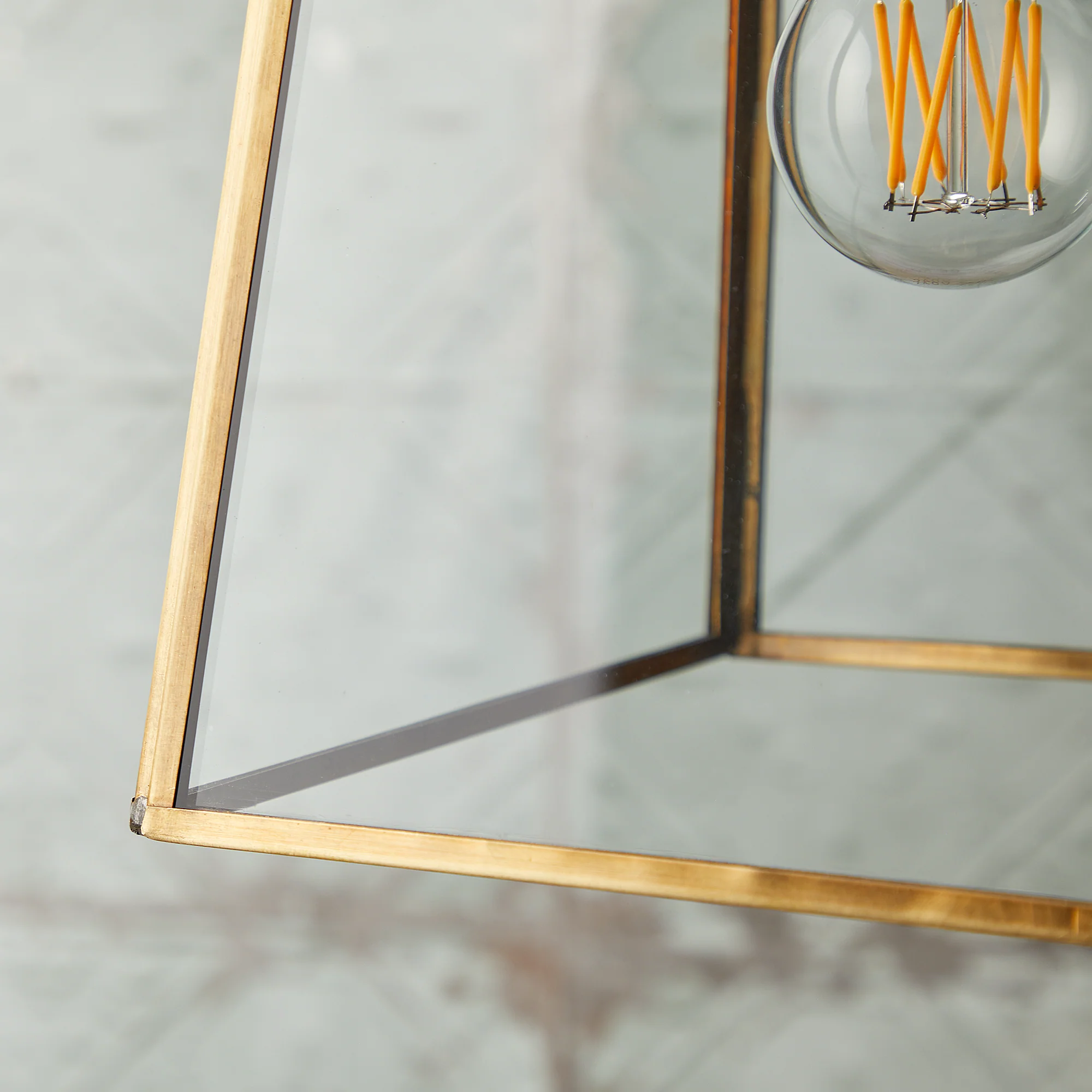 Regular Luxor hanging lantern in antiqued brass and clear glass - Image 3