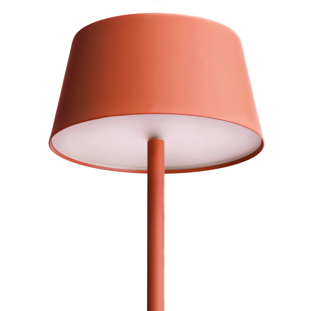 Scoon cordless table lamp in rust - Image 9