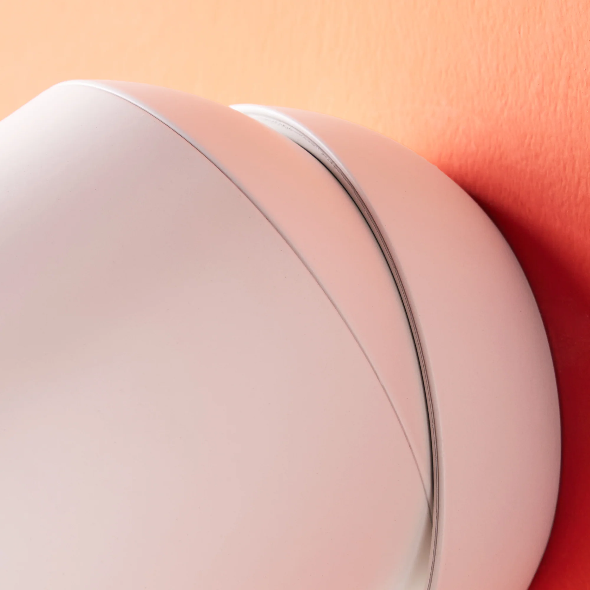 Scoon cordless wall light in coconut - Image 4
