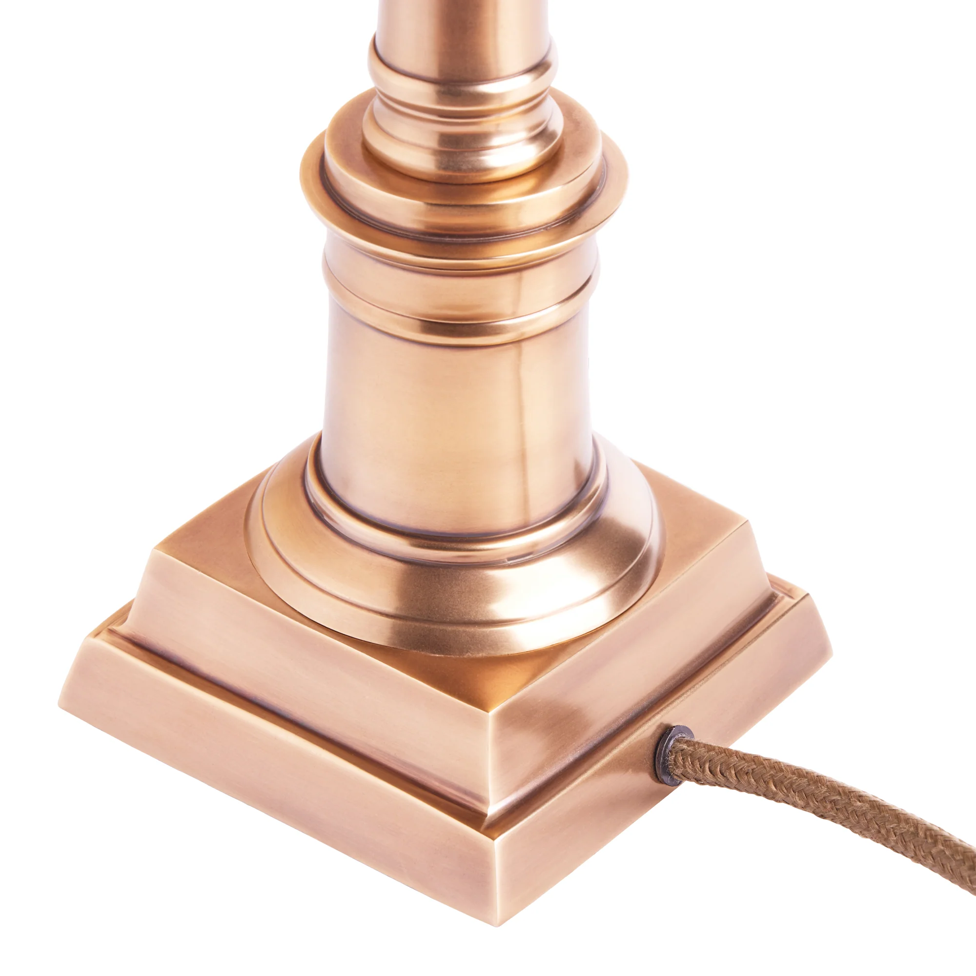 Sedgwick table lamp in antiqued brass - Image 6
