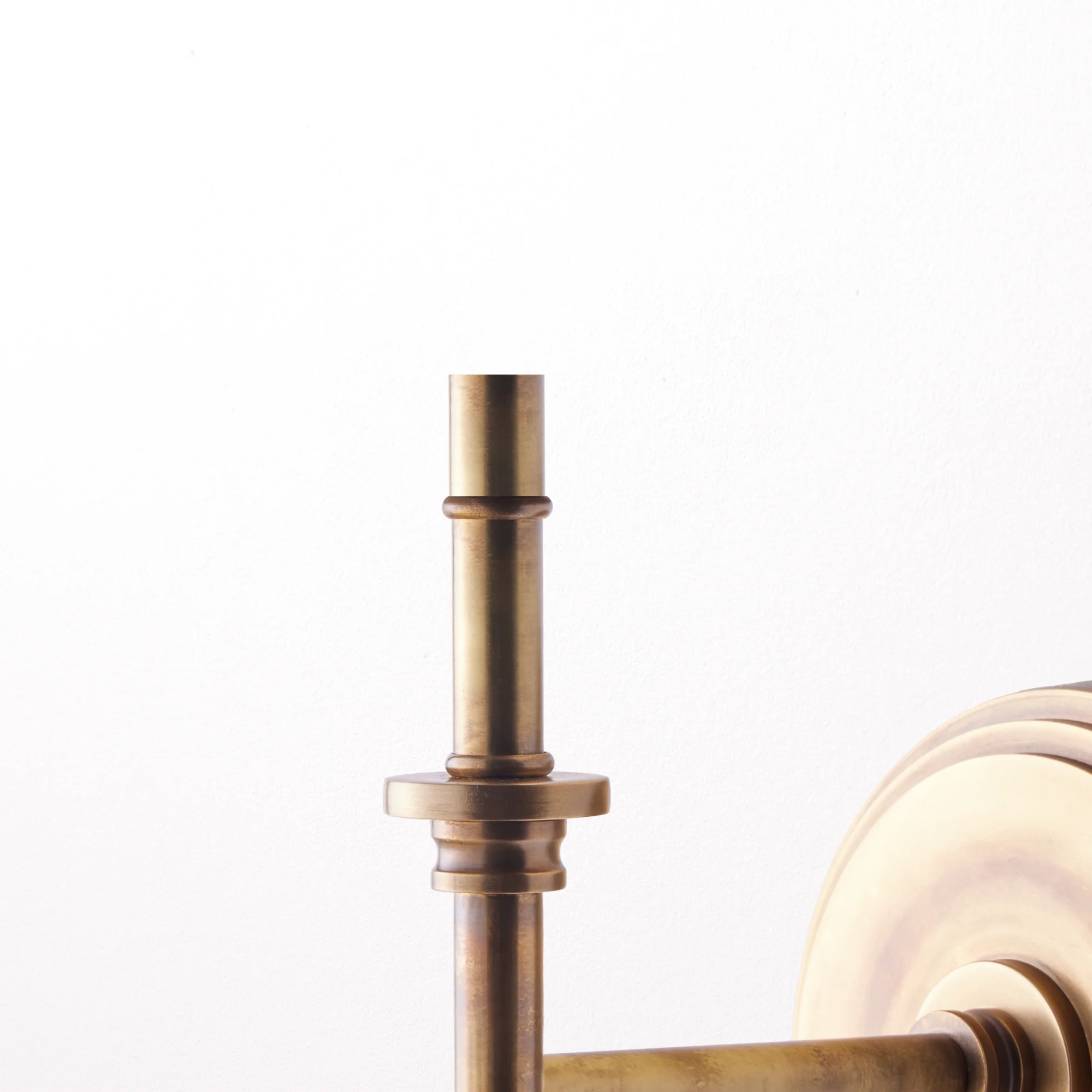 Single Chukka cordless wall fixture in antique brass - Image 6