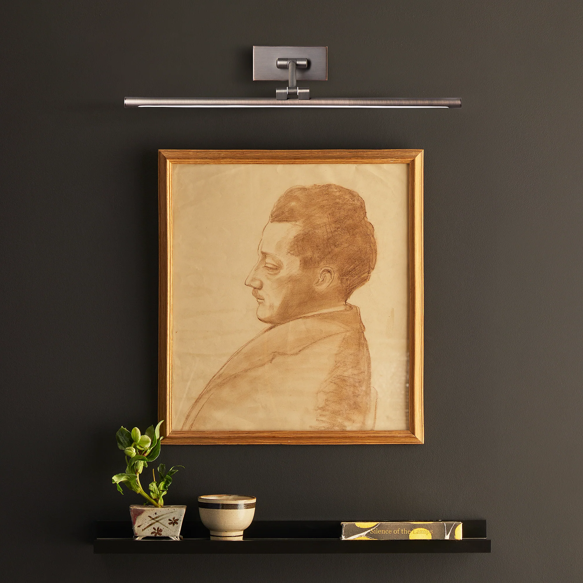 Smaller Milton picture light in bronze - Image 2