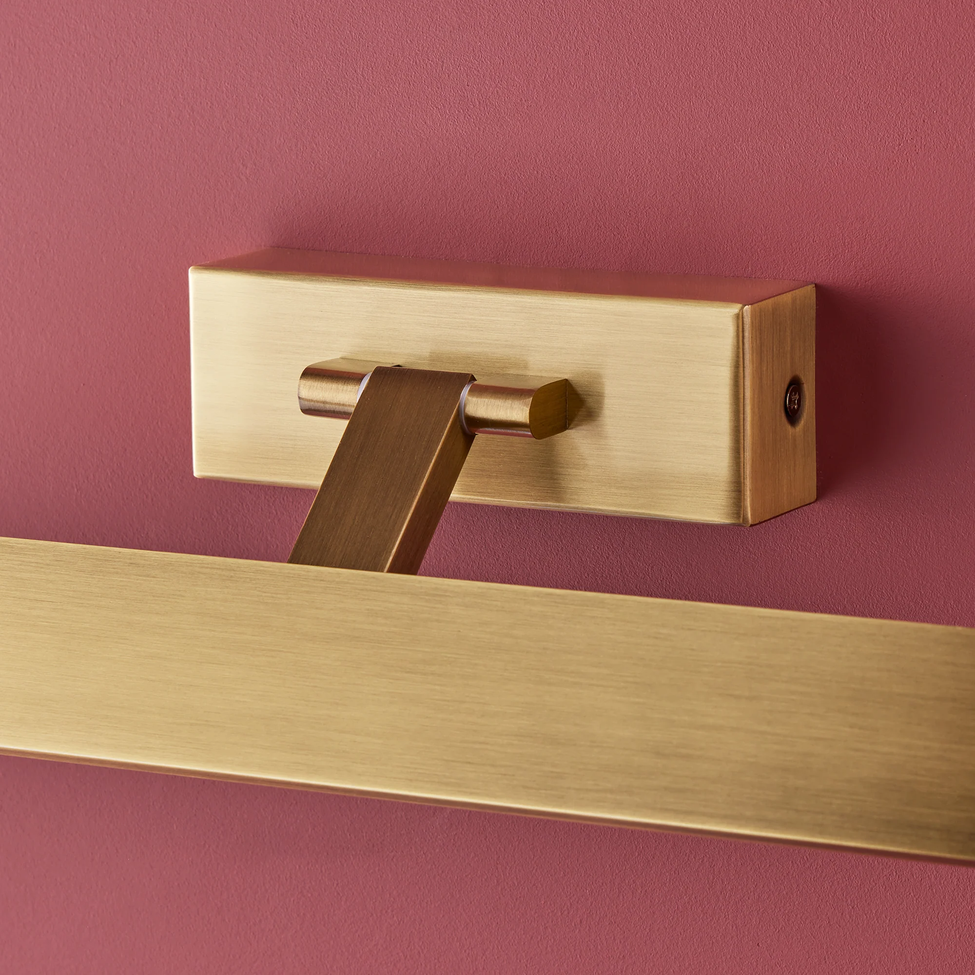 Smaller Pelton picture lights in brass - Image 4