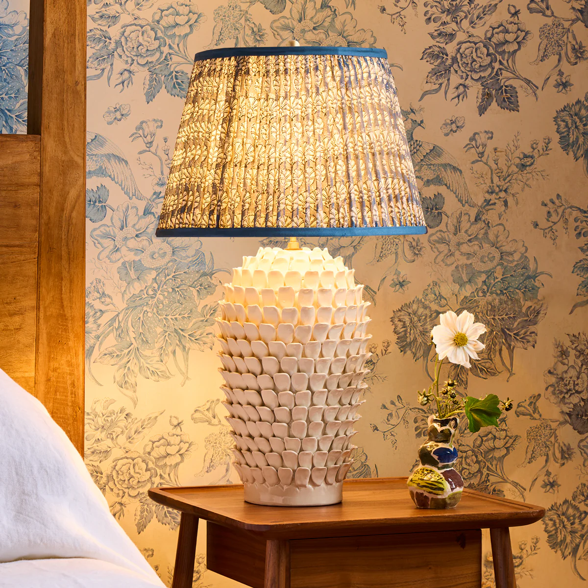 Stucco cordless table lamp in stone ceramic - Image 13