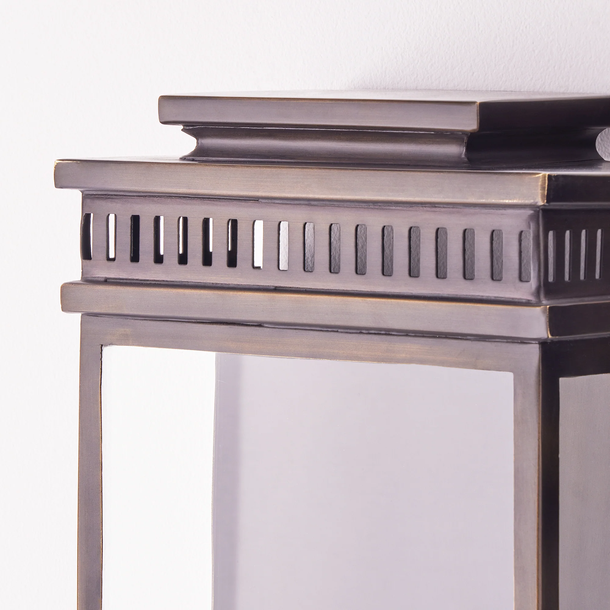 Tenby wall sconce in bronze - Image 9
