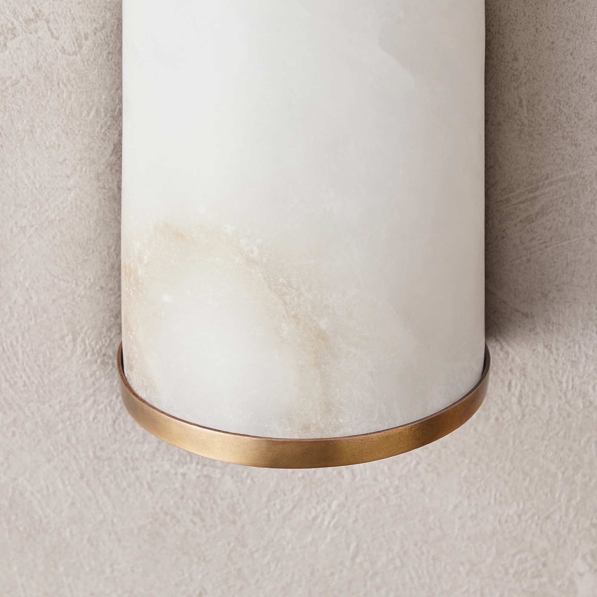 Thales wall sconce in alabaster and antiqued brass - Image 7
