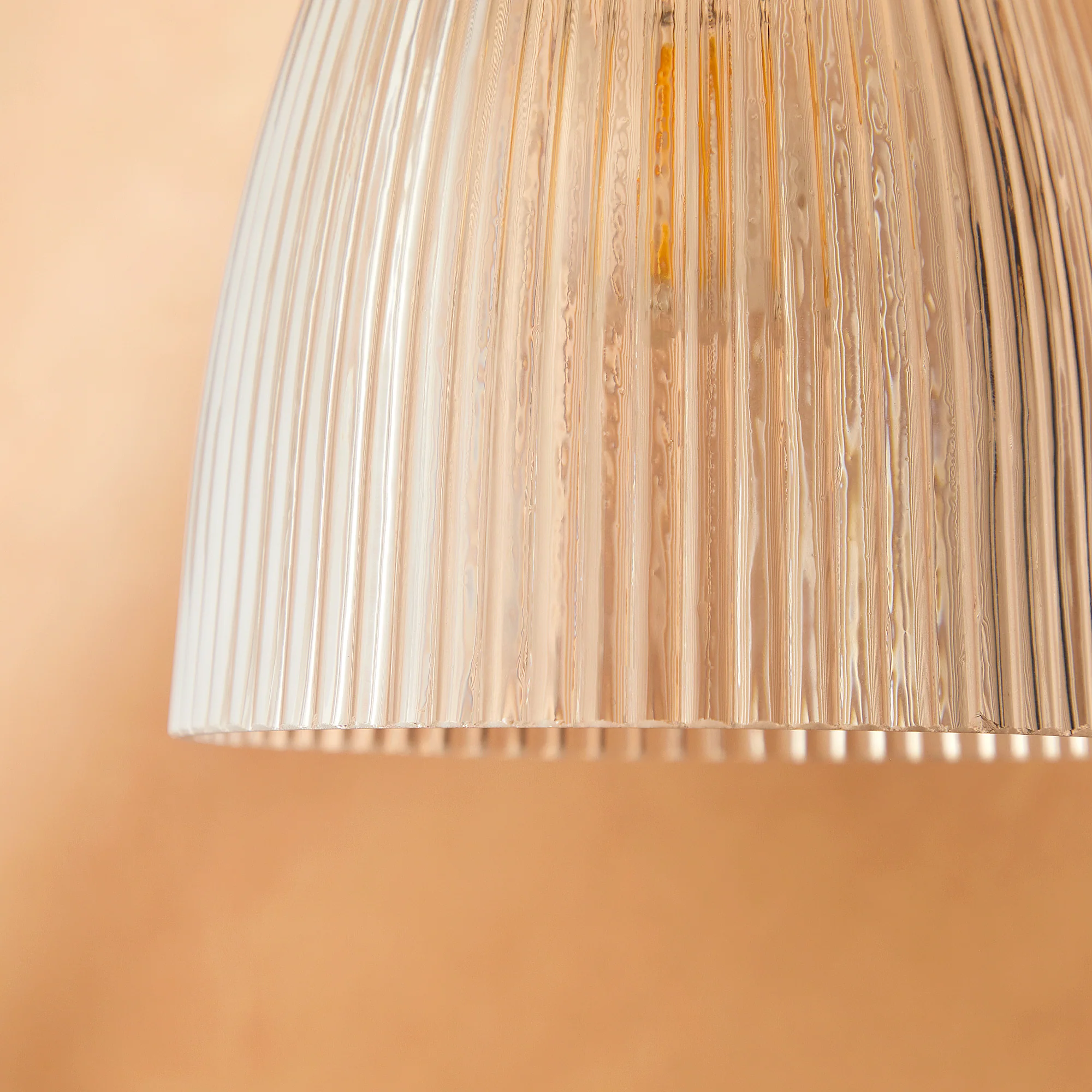 Tiny Qilin pendant shade in clear glass - Image 4