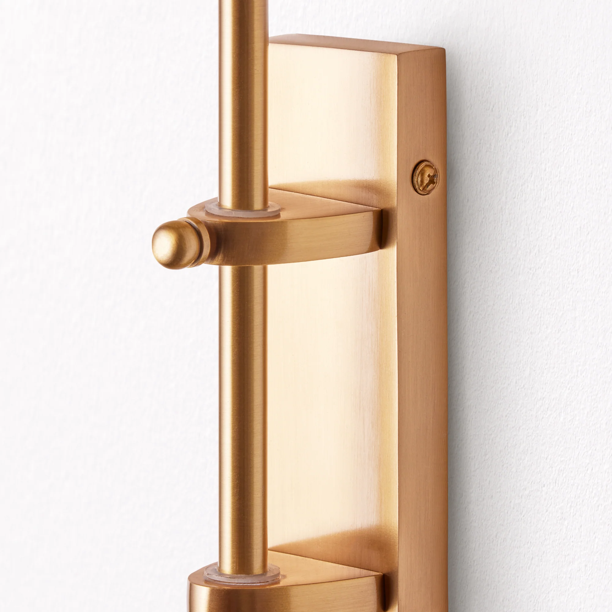 Tiree wall fixture in antiqued brass with external flex in olive green - Image 3