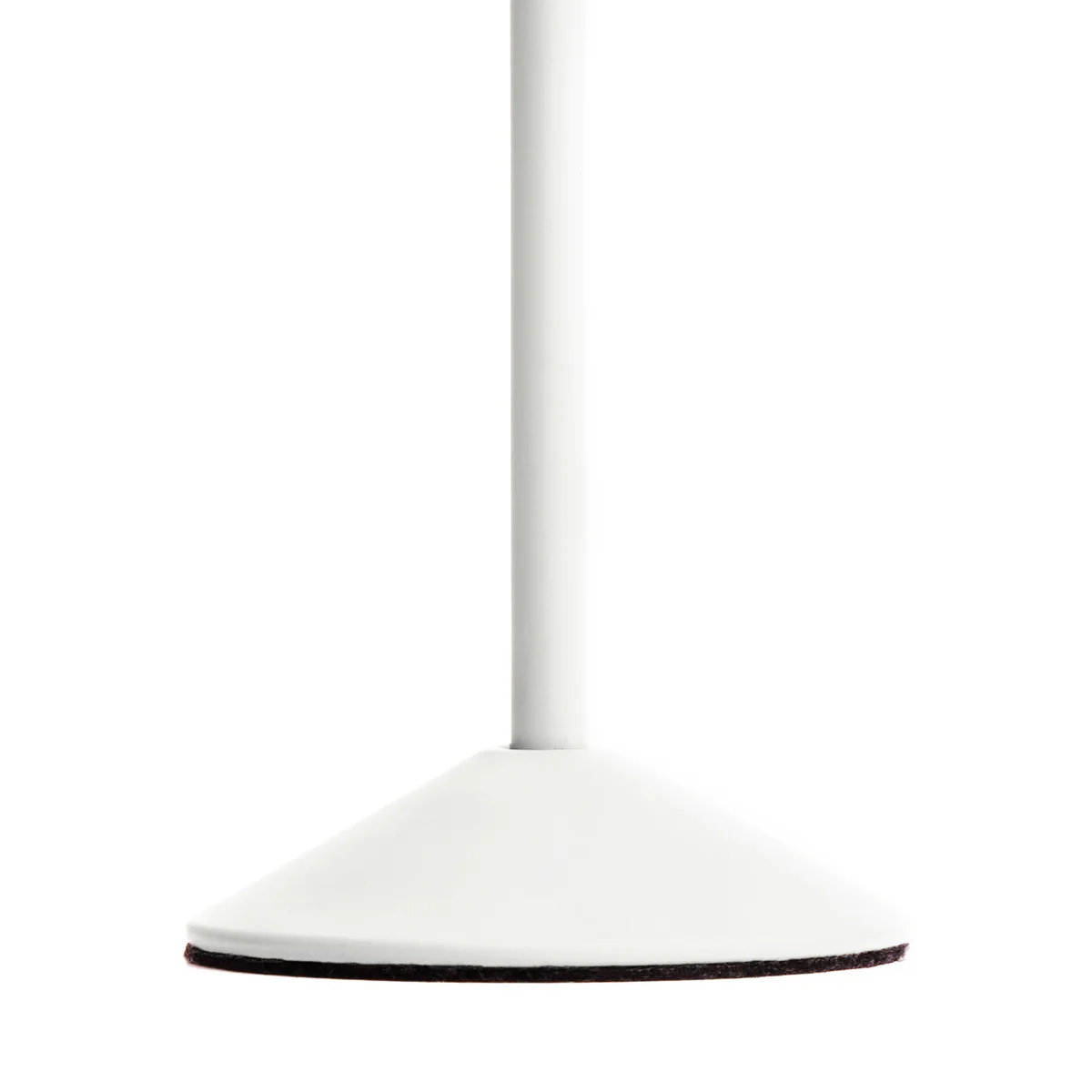 Wee Scoon cordless table lamp in coconut - Image 10