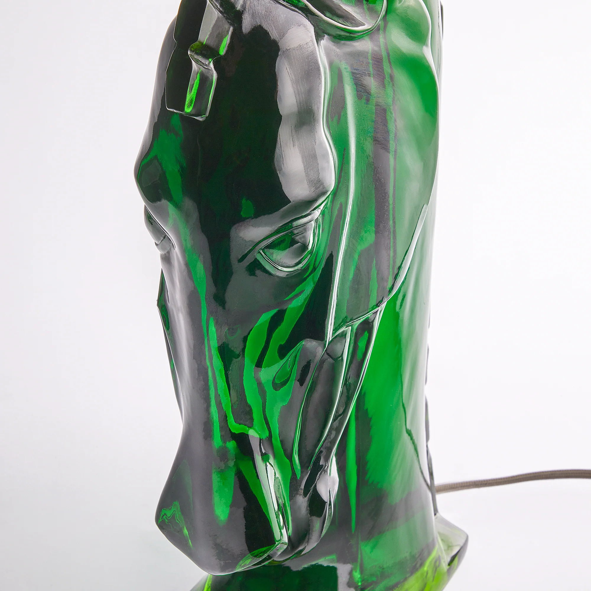 Whinny Table Lamp in green resin - Image 5