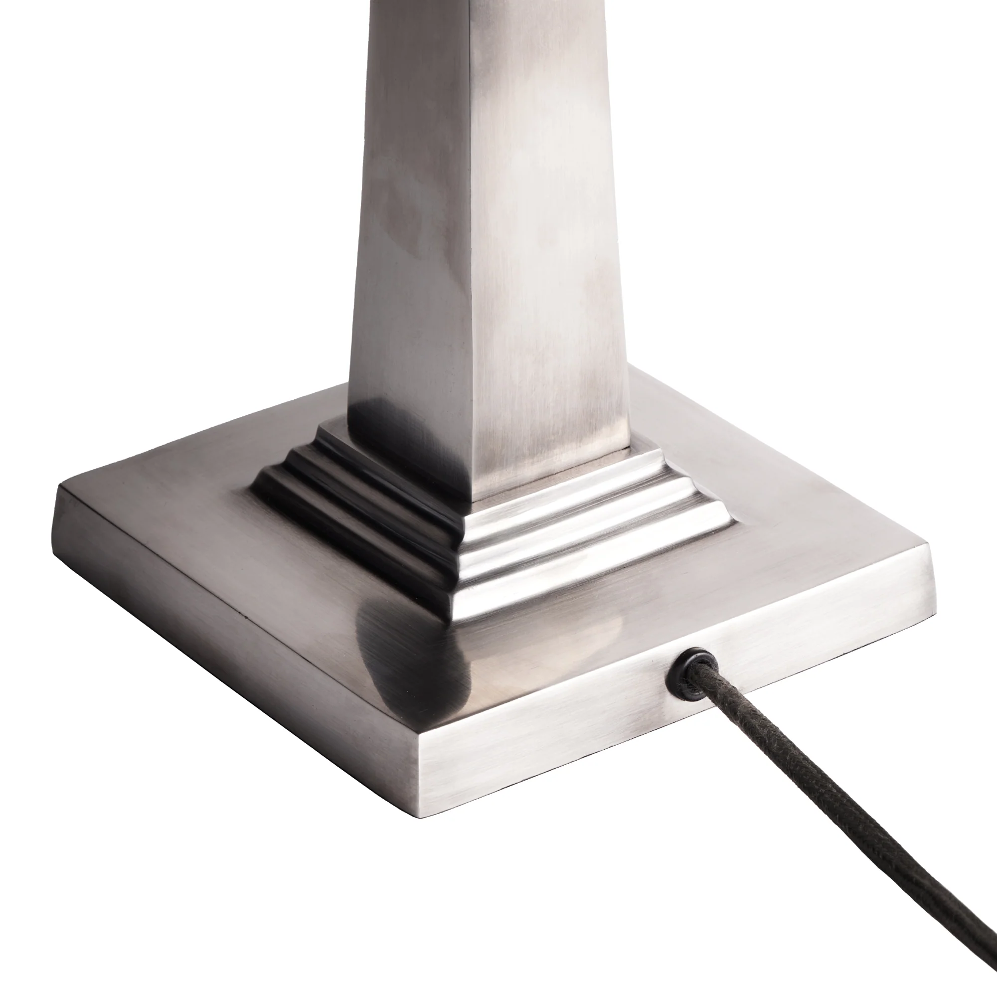 Ziggurat table lamp in antiqued silver - Image 3